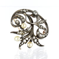 Victorian Floral Brooch with Pearls and Diamonds in Silver and Gold