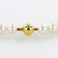 White South Sea Cultured Pearl Necklace White South Sea Cultured Pearl Necklace