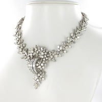 Impressive Diamond Necklace in White Gold 18 Karat Impressive Diamond Necklace in White Gold 18 Karat