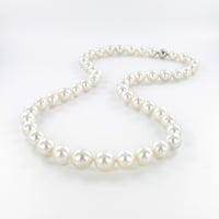 White South Sea Cultured Pearl Necklace Consisting of 49 Pearls White South Sea Cultured Pearl Necklace Consisting of 49 Pearls