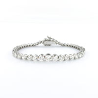 9.00 Carat Diamond Tennis Bracelet in 18 Karat White Gold