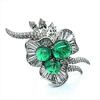 Mesmerizing Colombian Emerald Brooch with Diamonds in Platinum