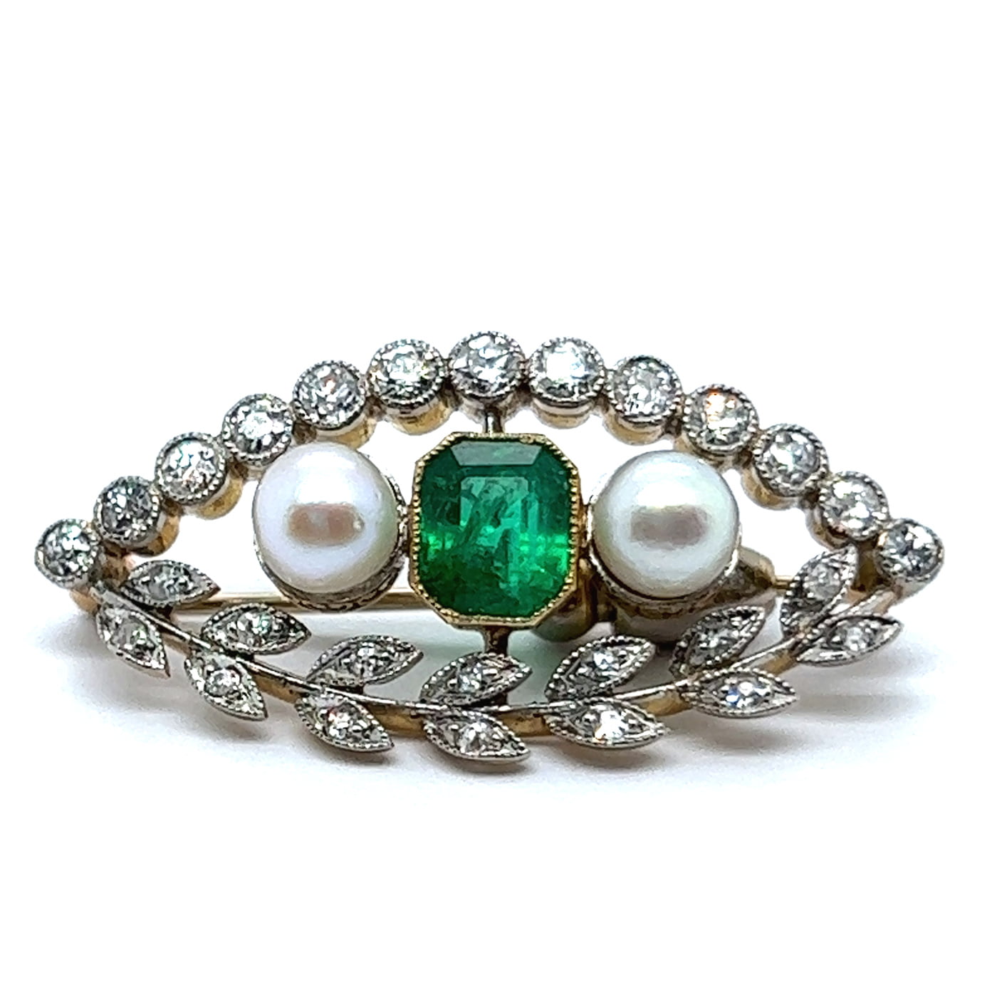 Charming Antique Brooch with Emerald and Old Cut Diamonds Charming Antique Brooch with Emerald and Old Cut Diamonds