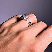 Panthère De Cartier Ring in White Gold Panthère De Cartier Ring in White Gold