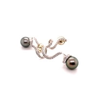 Unique Tahitian Cultured Pearl and Diamond Earstuds in 18 Karat White Gold Unique Tahitian Cultured Pearl and Diamond Earstuds in 18 Karat White Gold