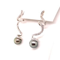 Unique Tahitian Cultured Pearl and Diamond Earstuds in 18 Karat White Gold