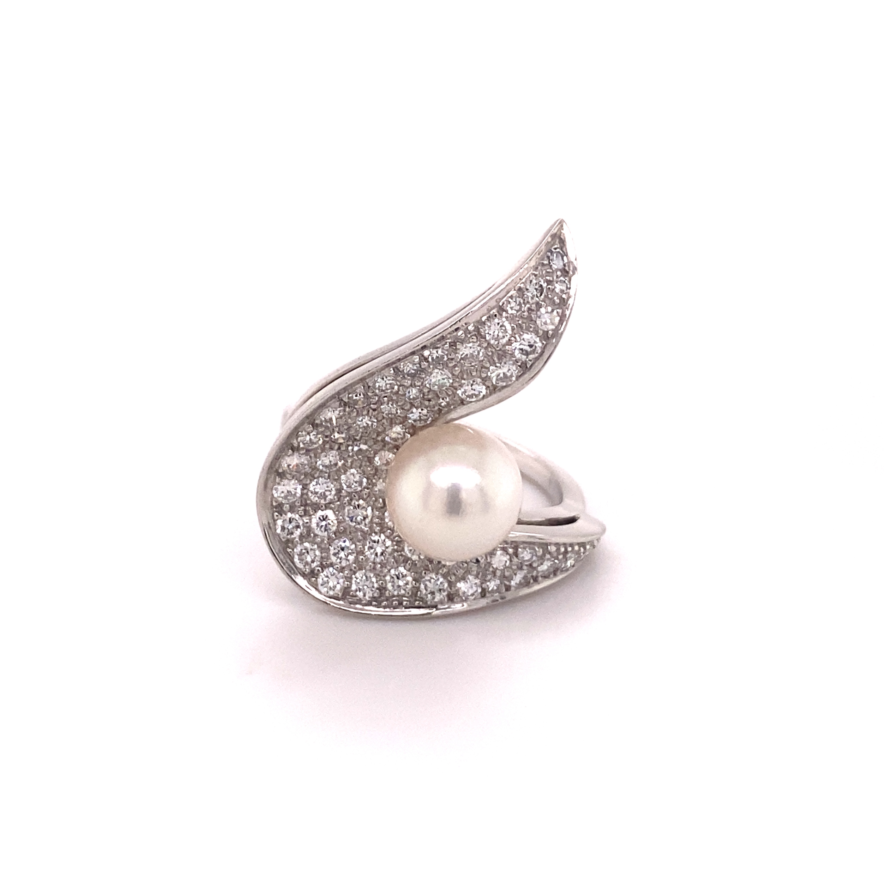 Modern Akoya Cultured Pearl and Diamond Ring in 18 Karat Gold