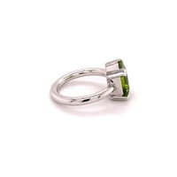 Juicy Green Peridot Set in White Gold 18 Karat Juicy Green Peridot Set in White Gold 18 Karat