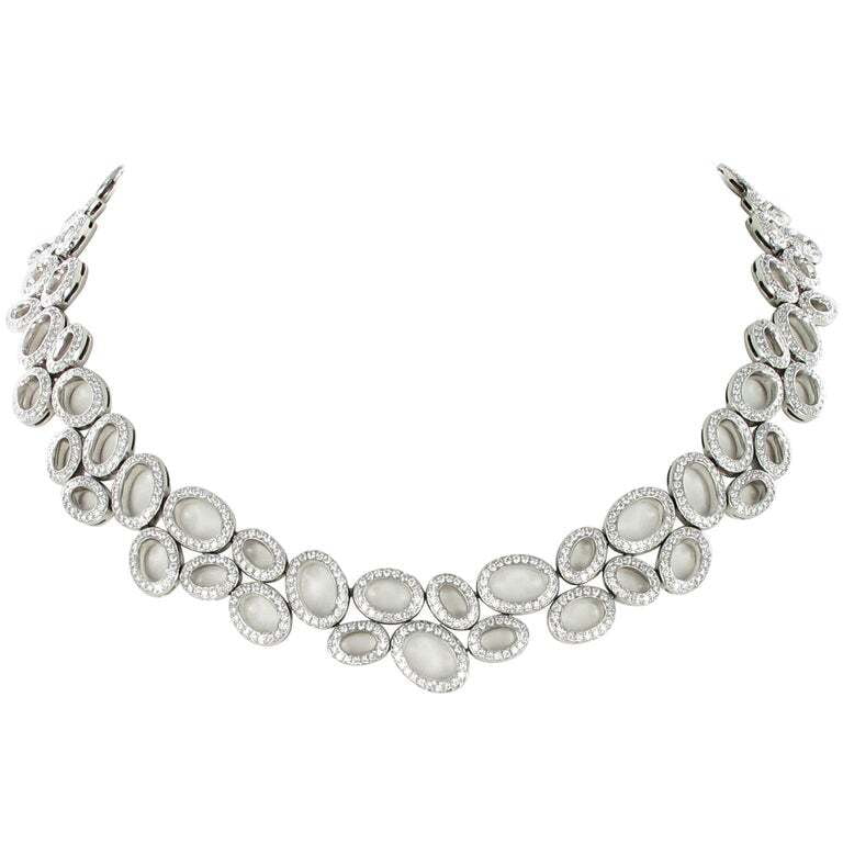 Superb Diamond Necklace in White Gold by Gübelin Superb Diamond Necklace in White Gold by Gübelin