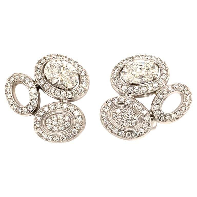 Elegant Diamond Ear Clips in White Gold by Gübelin Elegant Diamond Ear Clips in White Gold by Gübelin