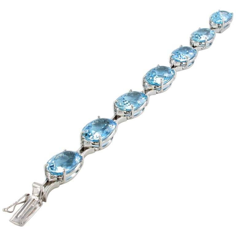 Fabulous H. Stern Aquamarine and Diamond Bracelet in 18 Karat White Gold