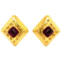 Pink Tourmaline Sugarloaf Earclips with Granulation in 18 Karat Yellow Gold Pink Tourmaline Sugarloaf Earclips with Granulation in 18 Karat Yellow Gold