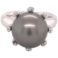 Fabulous Tahitian Pearl and Diamond Ring in White Gold Fabulous Tahitian Pearl and Diamond Ring in White Gold