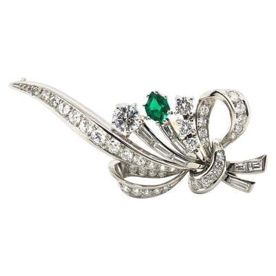 Elegant Meister Diamond Brooch with Emerald in Platinum 950