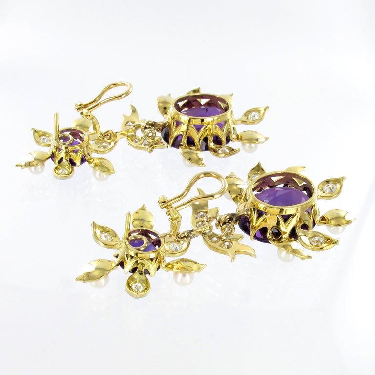 Spectacular Amethyst, Diamond and Pearl Suite in Yellow and White Gold Spectacular Amethyst, Diamond and Pearl Suite in Yellow and White Gold