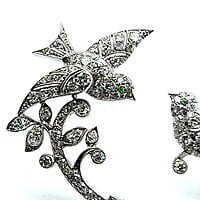 Antique Bird Brooch with Diamonds in Platinum and White Gold