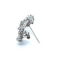 Floral Gübelin Brooch with Diamonds in 18 Karat White Gold Floral Gübelin Brooch with Diamonds in 18 Karat White Gold