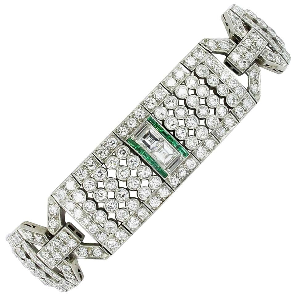 Magnificent Emerald and Diamond Platinum Art Deco Bracelet Magnificent Emerald and Diamond Platinum Art Deco Bracelet