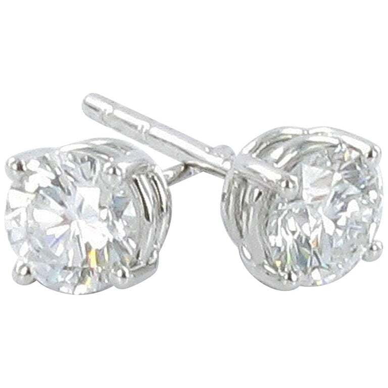 Gübelin GIA Certified 0.89 Carat Round Diamond White Gold Earstuds Gübelin GIA Certified 0.89 Carat Round Diamond White Gold Earstuds