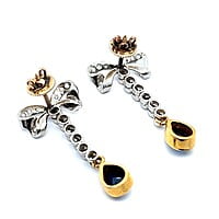 Lovely Diamond and Sapphire Bow-Earrings in Yellow Gold and Platinum Lovely Diamond and Sapphire Bow-Earrings in Yellow Gold and Platinum