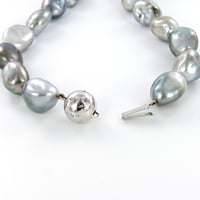 Beautiful Baroque Tahitian Cultured Pearl and Diamond Necklace