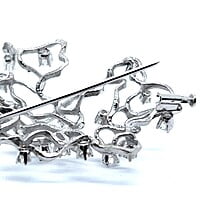 Aerial Diamond Brooch in 18 Karat White Gold Aerial Diamond Brooch in 18 Karat White Gold
