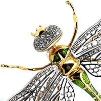 Bucherer Dragonfly Brooch with Diamonds in 18 Karat Yellow and White Gold Bucherer Dragonfly Brooch with Diamonds in 18 Karat Yellow and White Gold