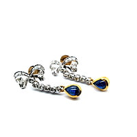 Lovely Diamond and Sapphire Bow-Earrings in Yellow Gold and Platinum Lovely Diamond and Sapphire Bow-Earrings in Yellow Gold and Platinum