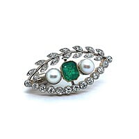 Charming Antique Brooch with Emerald and Old Cut Diamonds Charming Antique Brooch with Emerald and Old Cut Diamonds