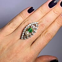 Charming Antique Brooch with Emerald and Old Cut Diamonds Charming Antique Brooch with Emerald and Old Cut Diamonds