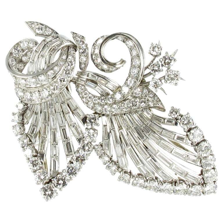 Beautiful Diamond Double Clip Brooch in Platinum 950 Beautiful Diamond Double Clip Brooch in Platinum 950