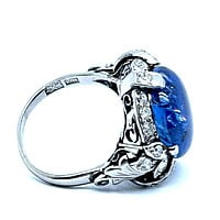 Alluring Sapphire Ring in Platinum with Old Cut Diamonds