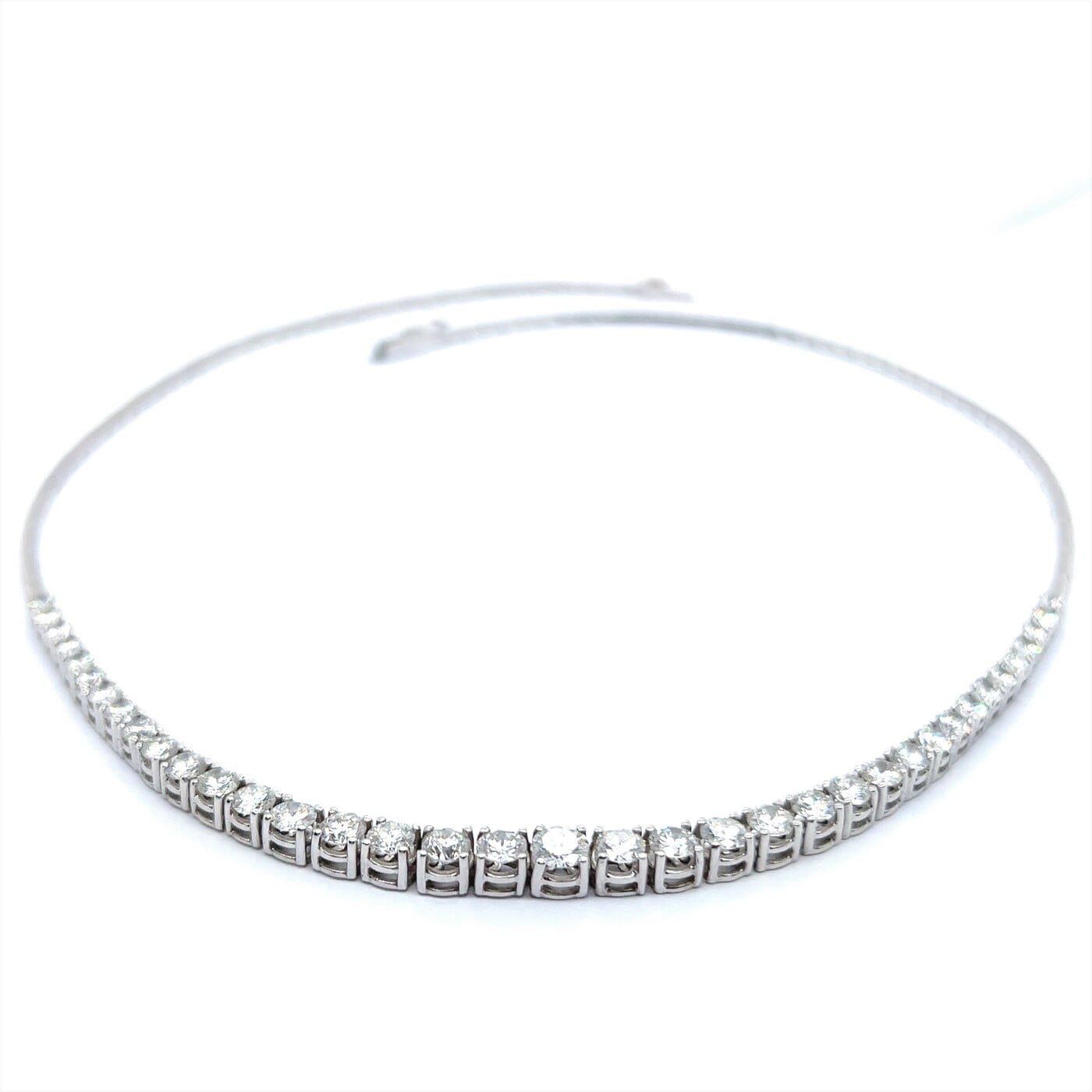Classic Rivière Diamond Necklace in 18K White Gold by Bucherer Classic Rivière Diamond Necklace in 18K White Gold by Bucherer