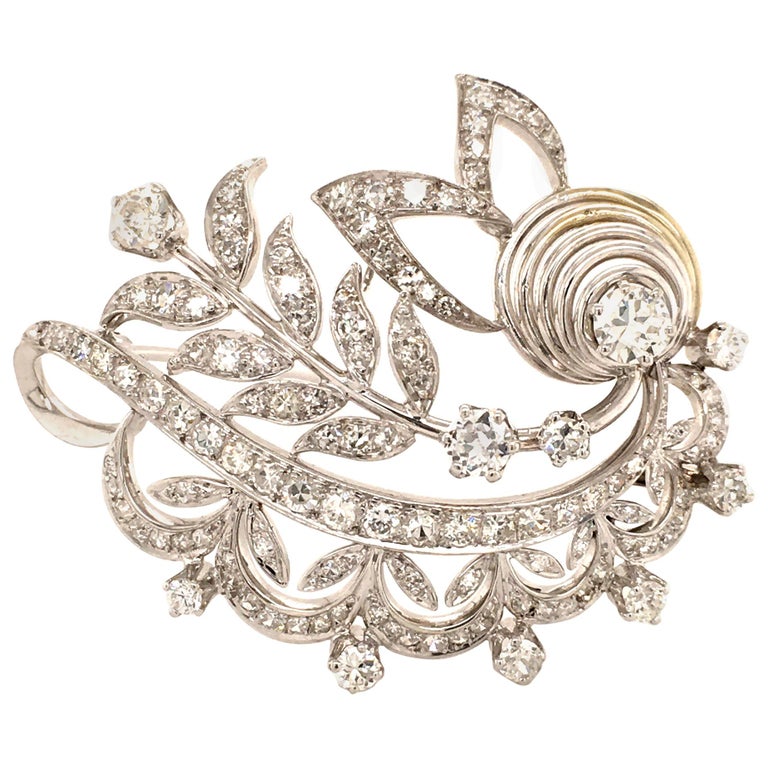 Fabulous Diamond 18 Karat White Gold Brooch