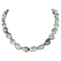 Beautiful Baroque Tahitian Cultured Pearl and Diamond Necklace Beautiful Baroque Tahitian Cultured Pearl and Diamond Necklace