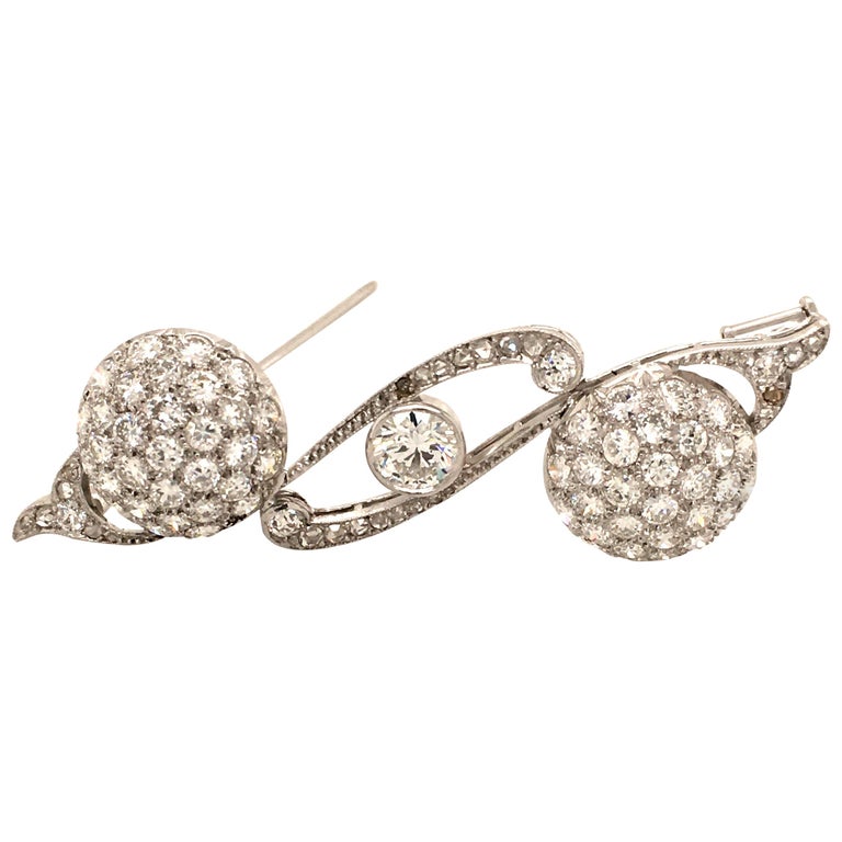 Elegant Diamond Brooch in Platinum 950 Elegant Diamond Brooch in Platinum 950