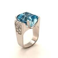 Aquamarine and Diamond in White Gold