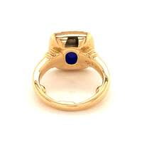 Sugarloaf Sapphire Ring in Yellow Gold Sugarloaf Sapphire Ring in Yellow Gold