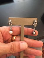 Art Deco Certified Natural Pearls and Diamond Platinum Drop Earrings