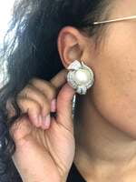 Stunning South Sea Cultured Pearls Earrings in White Gold 750 with Diamonds Stunning South Sea Cultured Pearls Earrings in White Gold 750 with Diamonds