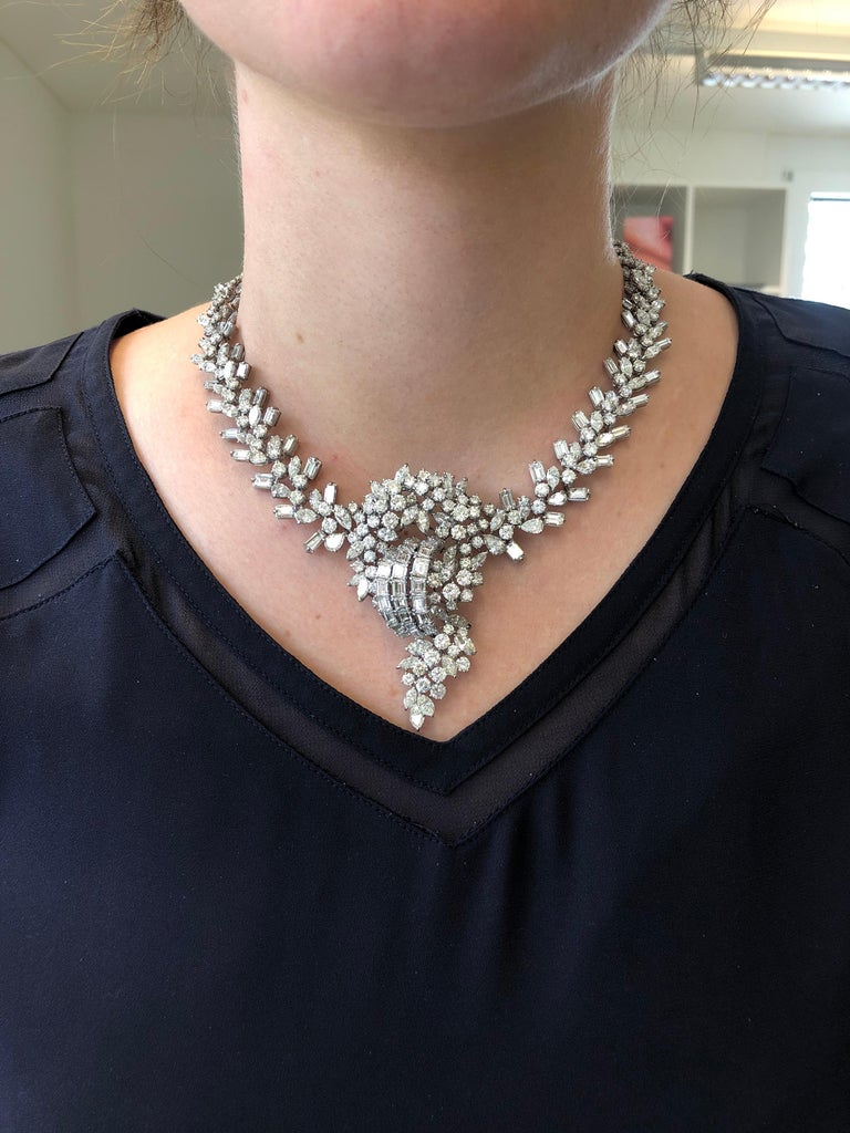Impressive Diamond Necklace in White Gold 18 Karat Impressive Diamond Necklace in White Gold 18 Karat