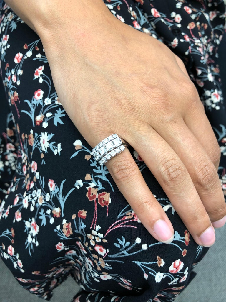 Diamond Ring in 14 Karat White Gold