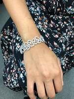 Superb Diamond Bracelet in White Gold by Gübelin Superb Diamond Bracelet in White Gold by Gübelin