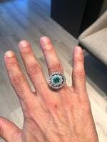 Fabilous Emerald and Diamond Ring in 18 Karat White Gold