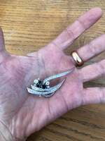 1970s Sapphire and Diamond Brooch in White Gold 1970s Sapphire and Diamond Brooch in White Gold