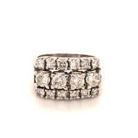 Diamond Ring in 14 Karat White Gold