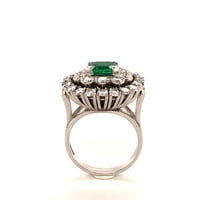 Fabilous Emerald and Diamond Ring in 18 Karat White Gold