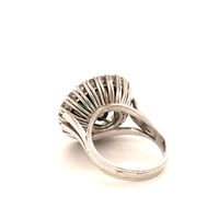 Fabilous Emerald and Diamond Ring in 18 Karat White Gold