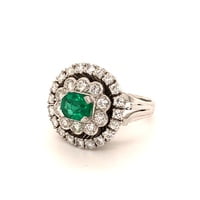 Fabilous Emerald and Diamond Ring in 18 Karat White Gold