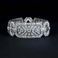 Impressive Art Deco Diamond Platinum Bracelet Impressive Art Deco Diamond Platinum Bracelet